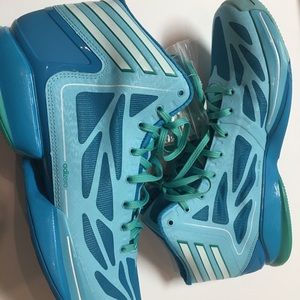 🔥BRAND NEW Adidas Size 12 adizero Crazy Light 2